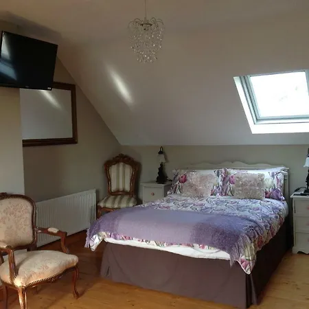 Stone Lodge